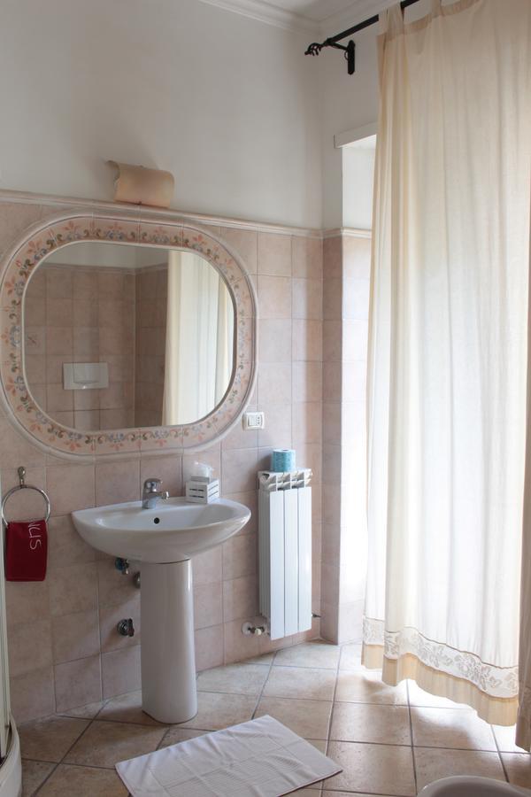 Ianus Guest House Roma Ngoại thất bức ảnh