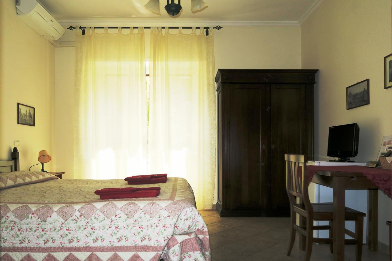 Ianus Guest House Roma Ngoại thất bức ảnh