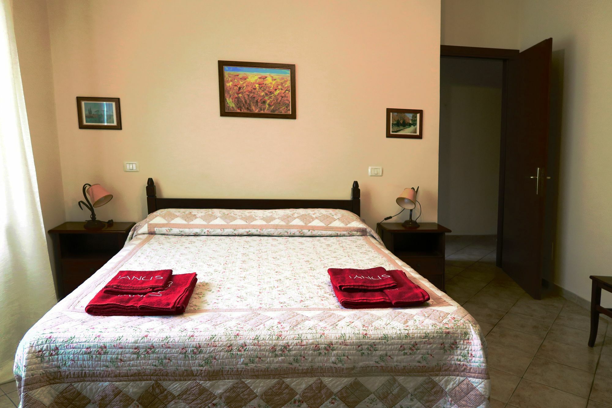 Ianus Guest House Roma Ngoại thất bức ảnh