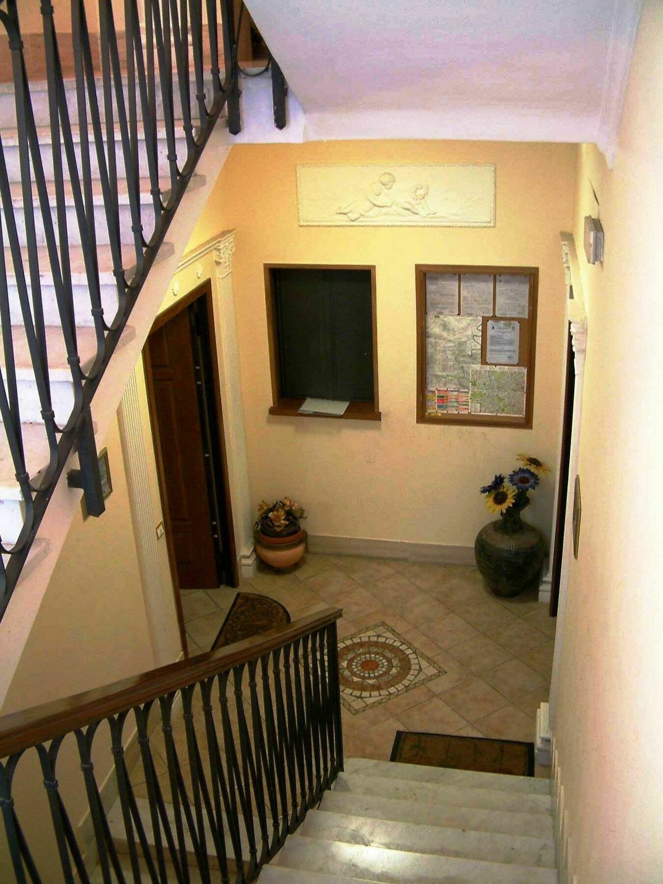 Ianus Guest House Roma Ngoại thất bức ảnh